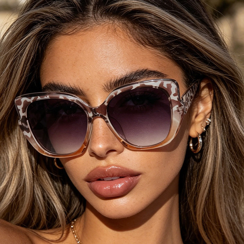 1Pc Niche Trendy Brand Pink Le - Streetwear Brand Cat review and price
