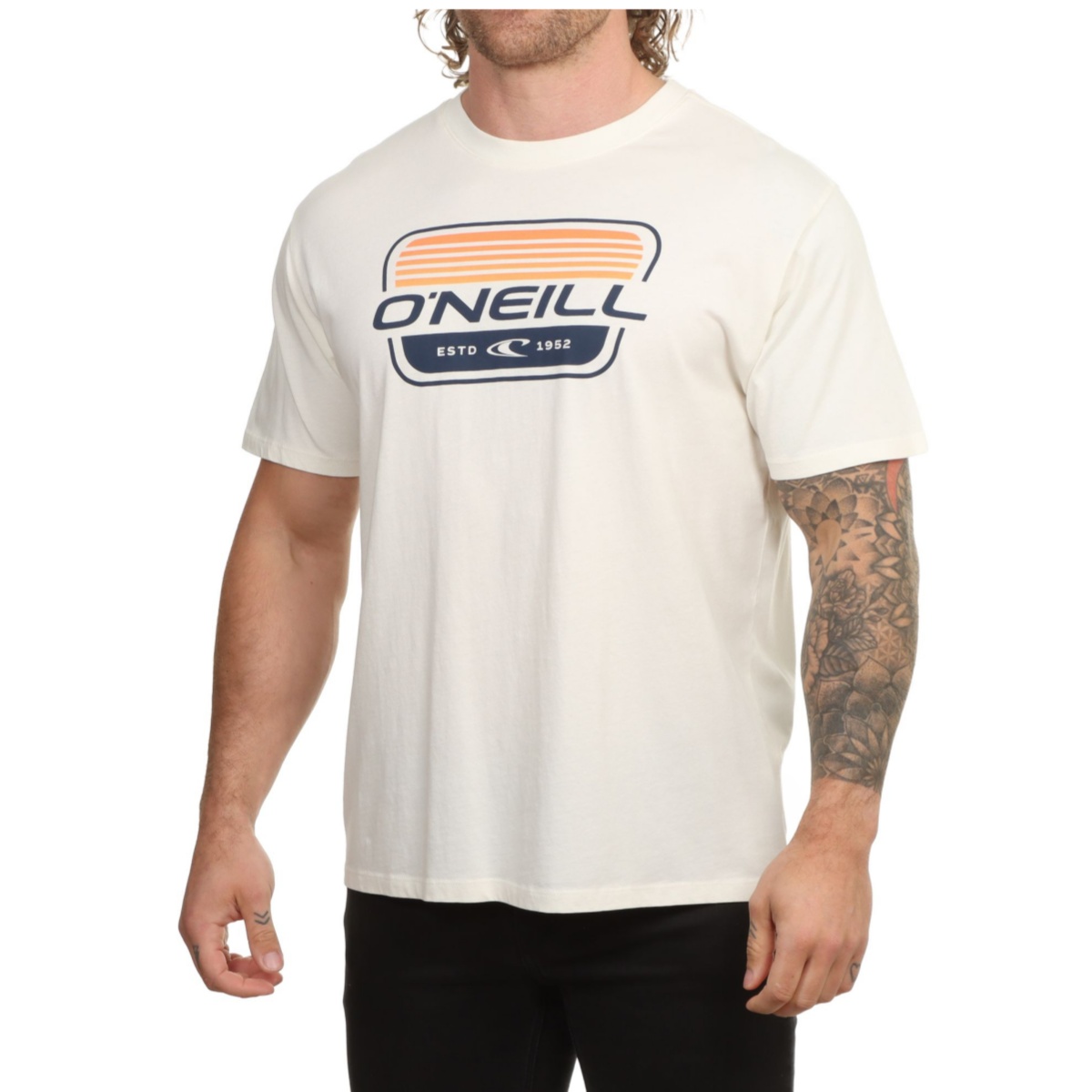 Essentials 90's Surfing Outdoo - Streetwear Brand Essentials review and price